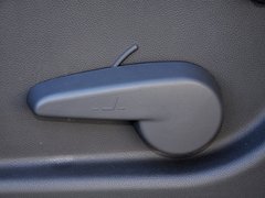 2014款 2.0T 手动 尊贵版 7座