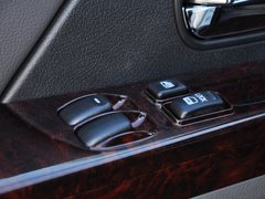 风行CM7 2014款 2.0T 手动 尊贵版 7座