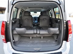 2014款 2.0T 手动 尊贵版 7座