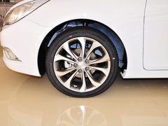 2013款 2.4L 自动 豪华版 国V