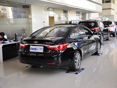 2013款 2.0L 自动 至尊版