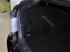 2013款 2.0L 自动 至尊版