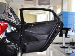 2013款 2.0L 自动 至尊版