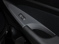 2013款 2.0L 自动 至尊版