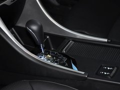 2013款 2.0L 自动 至尊版