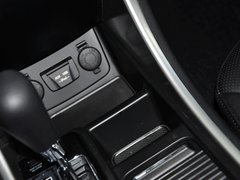 2013款 2.0L 自动 至尊版