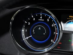 2013款 2.0L 自动 至尊版