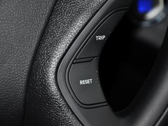 2013款 2.0L 自动 至尊版
