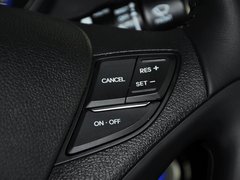 2013款 2.0L 自动 至尊版