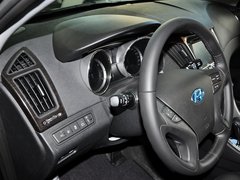 2013款 2.0L 自动 至尊版