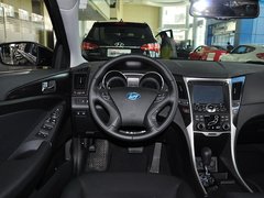 2013款 2.0L 自动 至尊版