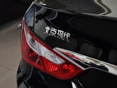 2013款 2.0L 自动 至尊版