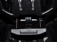 2013款 2.0L 自动 尊贵版