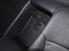 2013款 2.0L 自动 尊贵版