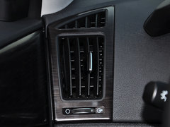 2013款 2.0L 自动 尊贵版