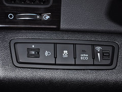 2013款 2.0L 自动 尊贵版