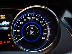 2013款 2.0L 自动 尊贵版