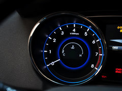 2013款 2.0L 自动 尊贵版