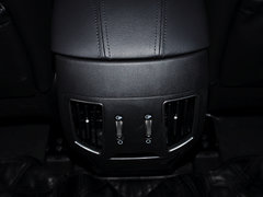 2013款 2.0L 自动 尊贵版