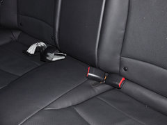 2013款 2.0L 自动 尊贵版