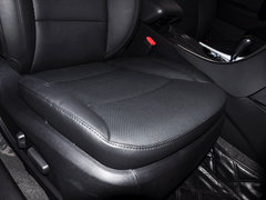 2013款 2.0L 自动 尊贵版