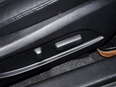 2013款 2.0L 自动 尊贵版
