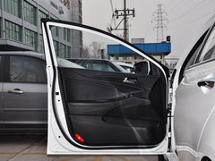 2013款 2.0L 自动 尊贵版