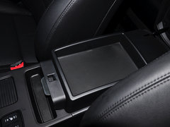 2013款 2.0L 自动 尊贵版