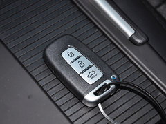 2013款 2.0L 自动 尊贵版