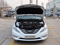 2013款 2.0L 自动 尊贵版