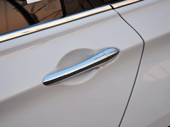 2013款 2.0L 自动 尊贵版