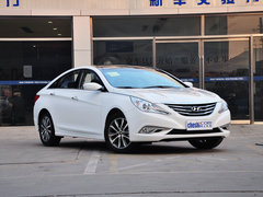 2013款 2.0L 自动 尊贵版