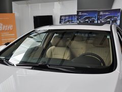 2013款 2.0L 自动 豪华版