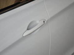 2013款 2.0L 自动 豪华版