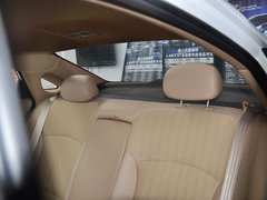 2013款 2.0L 自动 豪华版