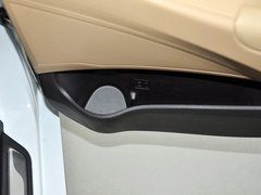 2013款 2.0L 自动 豪华版