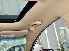2013款 2.0L 自动 豪华版
