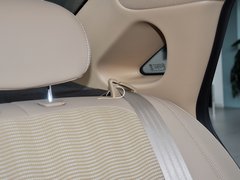 2013款 2.0L 自动 豪华版