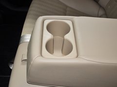 2013款 2.0L 自动 豪华版