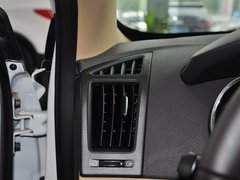 2013款 2.0L 自动 豪华版