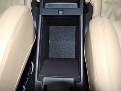 2013款 2.0L 自动 豪华版