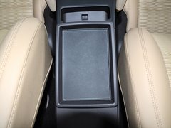 2013款 2.0L 自动 豪华版