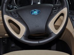 索纳塔八 2013款 2.0L 自动 豪华版