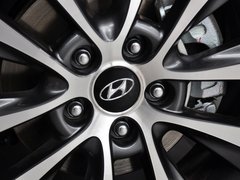 索纳塔八 2013款 2.0L 自动 豪华版