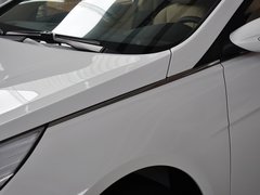 2013款 2.0L 自动 豪华版
