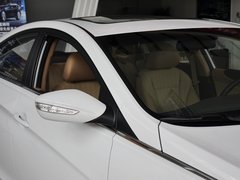 索纳塔八 2013款 2.0L 自动 豪华版