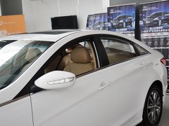 2013款 2.0L 自动 豪华版