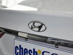 2013款 2.0L 自动 豪华版