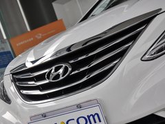 2013款 2.0L 自动 豪华版