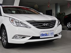 2013款 2.0L 自动 豪华版